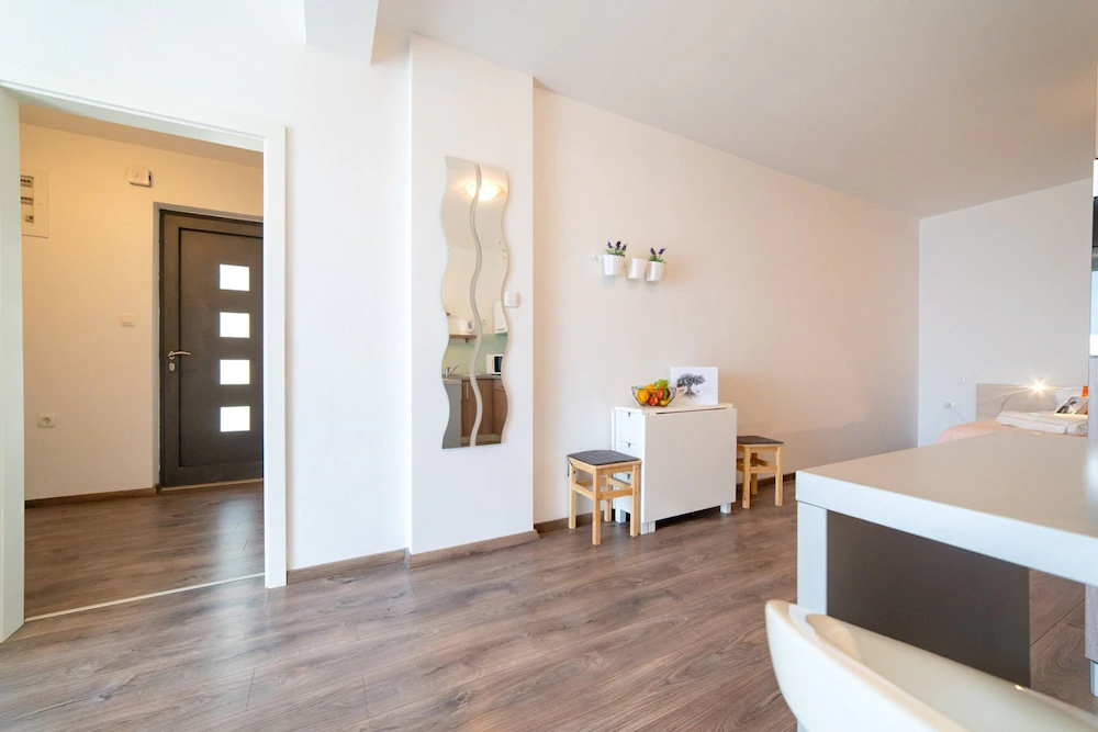 Apartmani D & J