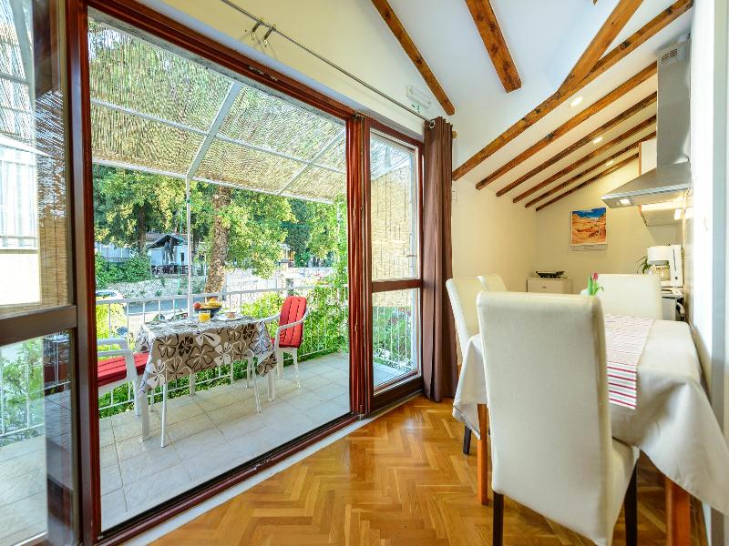 Apartmani Villa Tolja