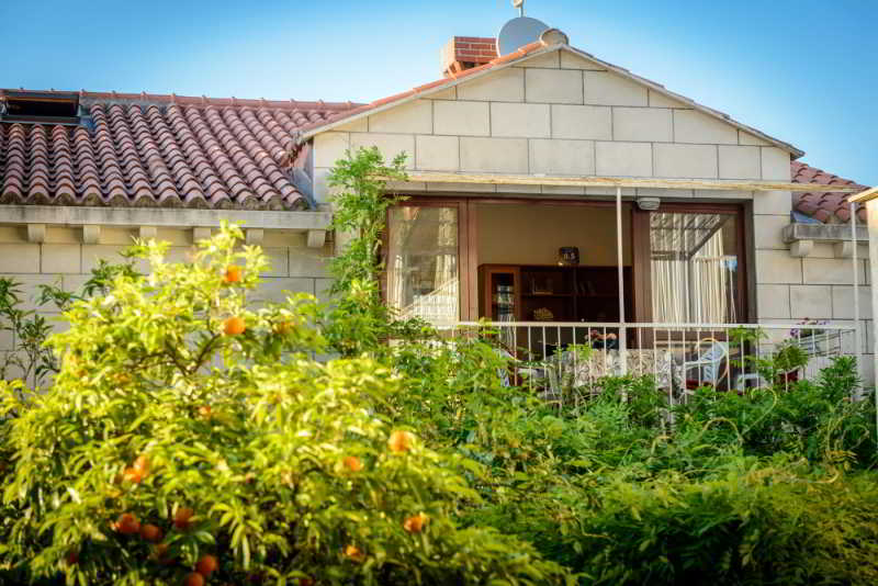 Apartmani Villa Tolja