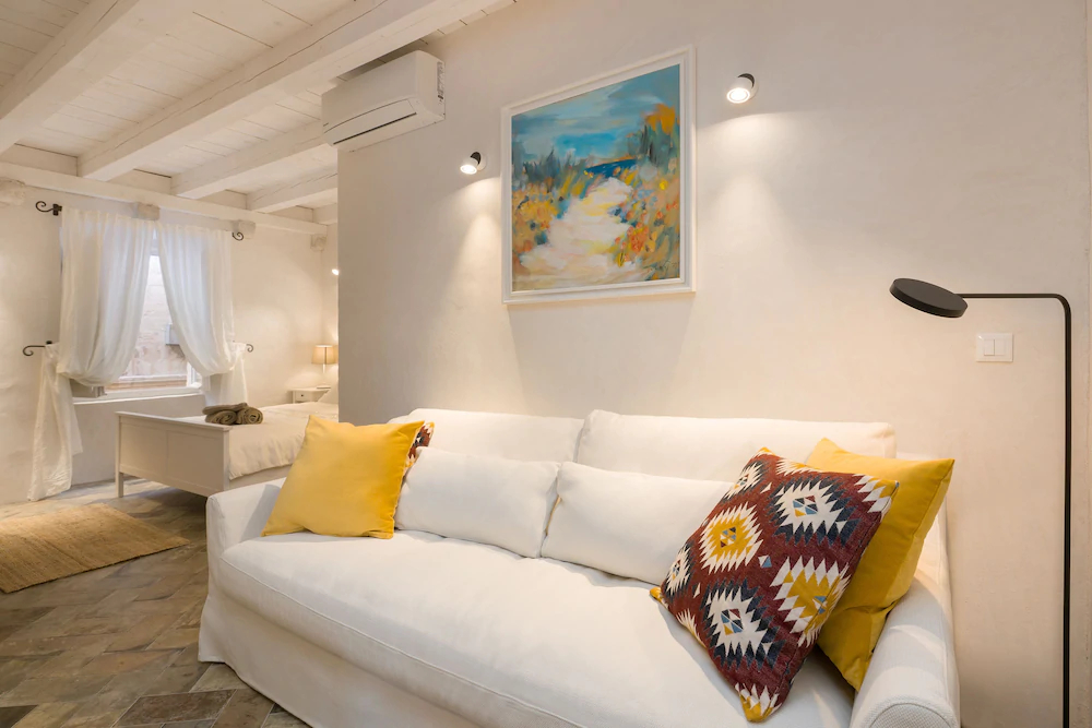 Apartment House Lina