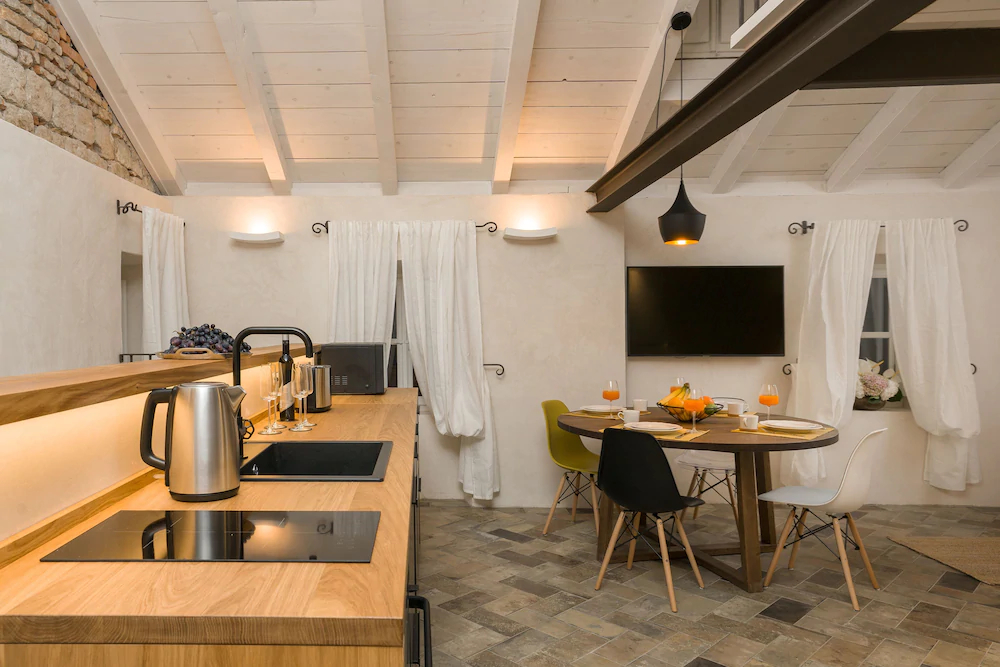 Apartment House Lina