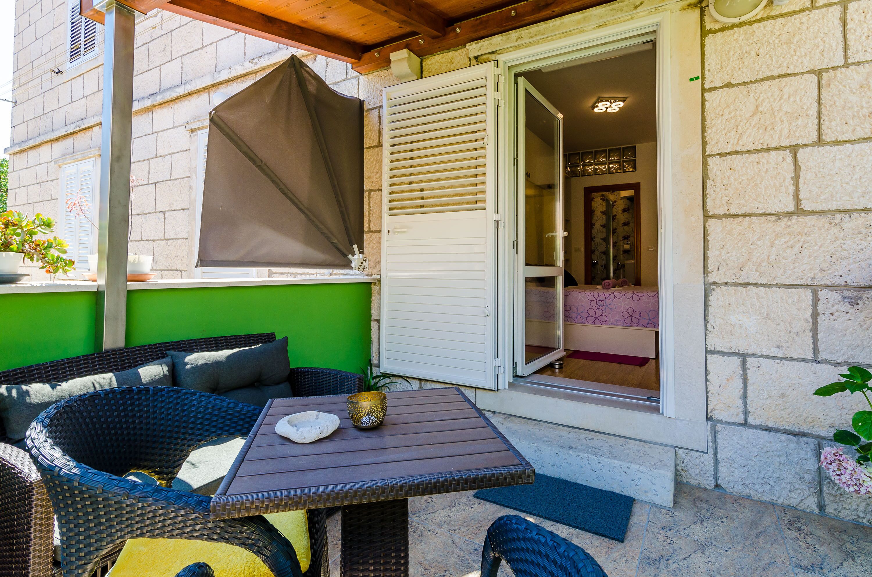 Apartments & Room Frane