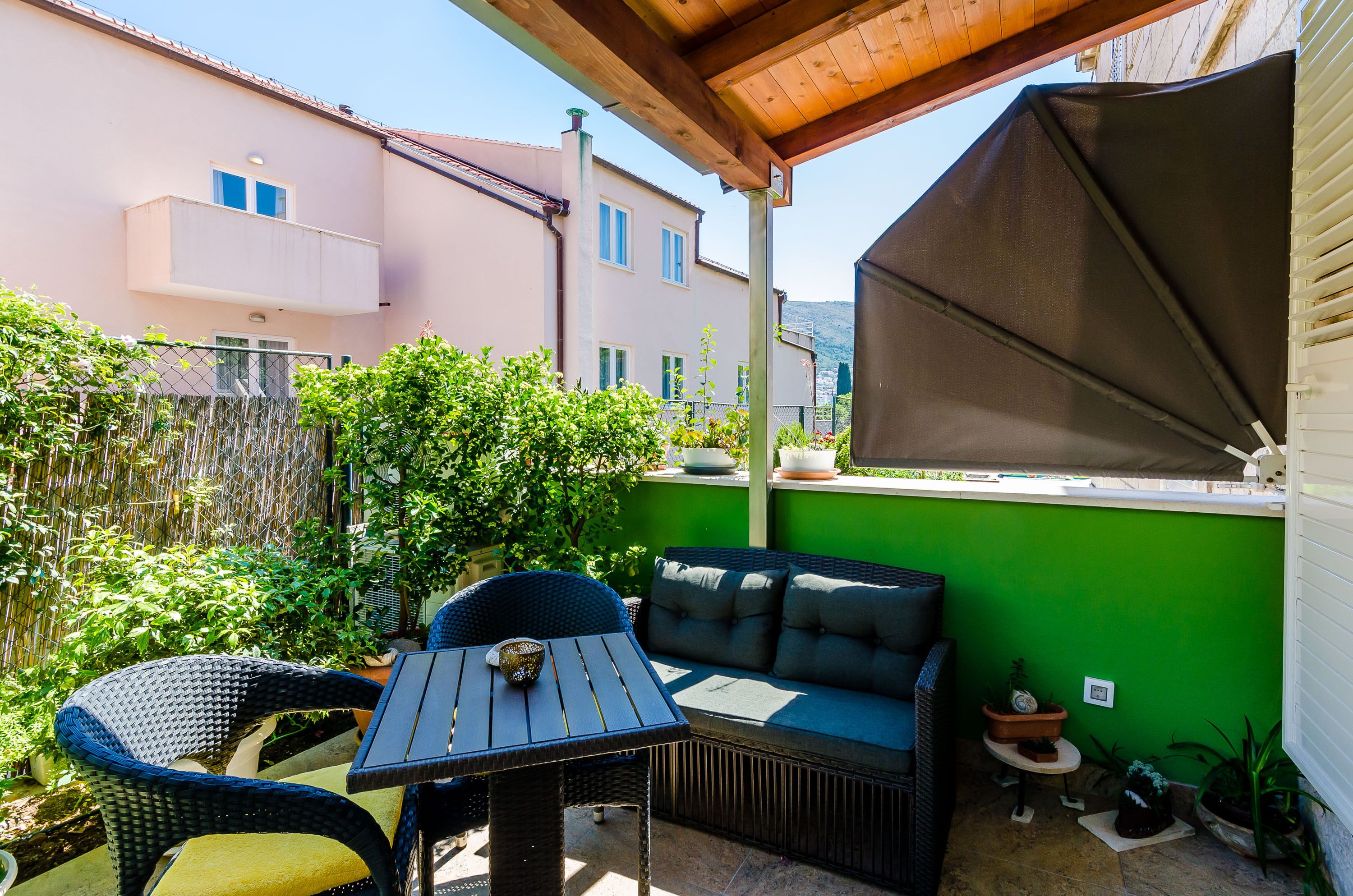 Apartments & Room Frane
