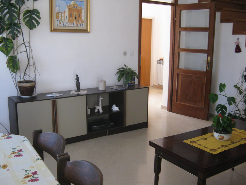 Apartments And Rooms Artemida
