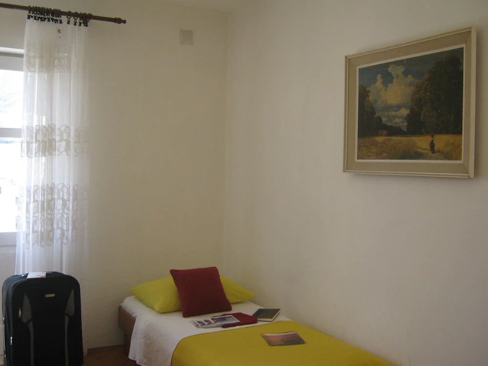 Apartments And Rooms Artemida