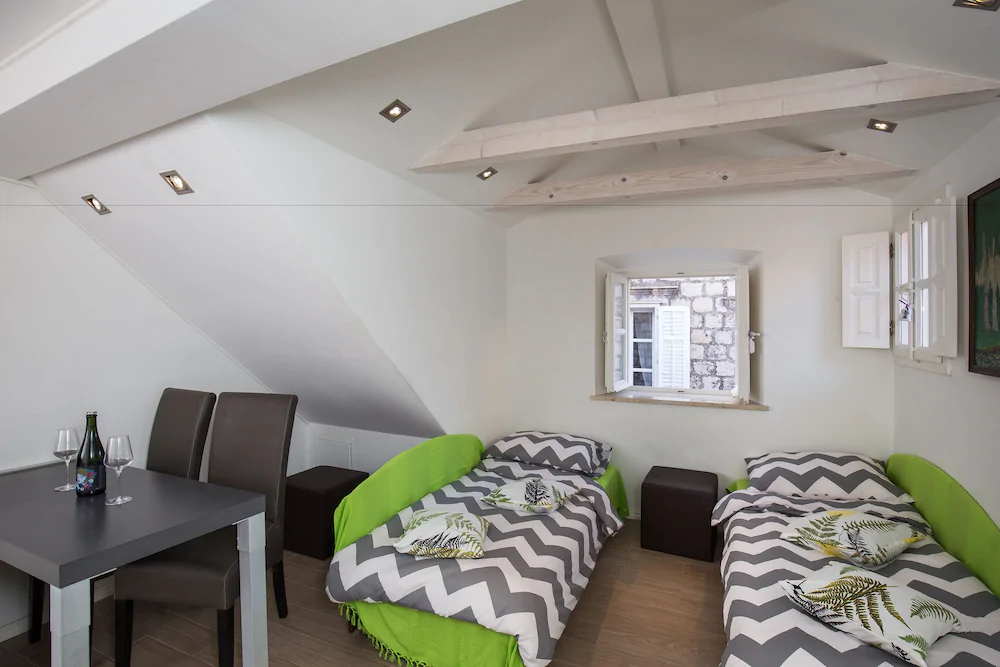 Apartments & Rooms Kerigma