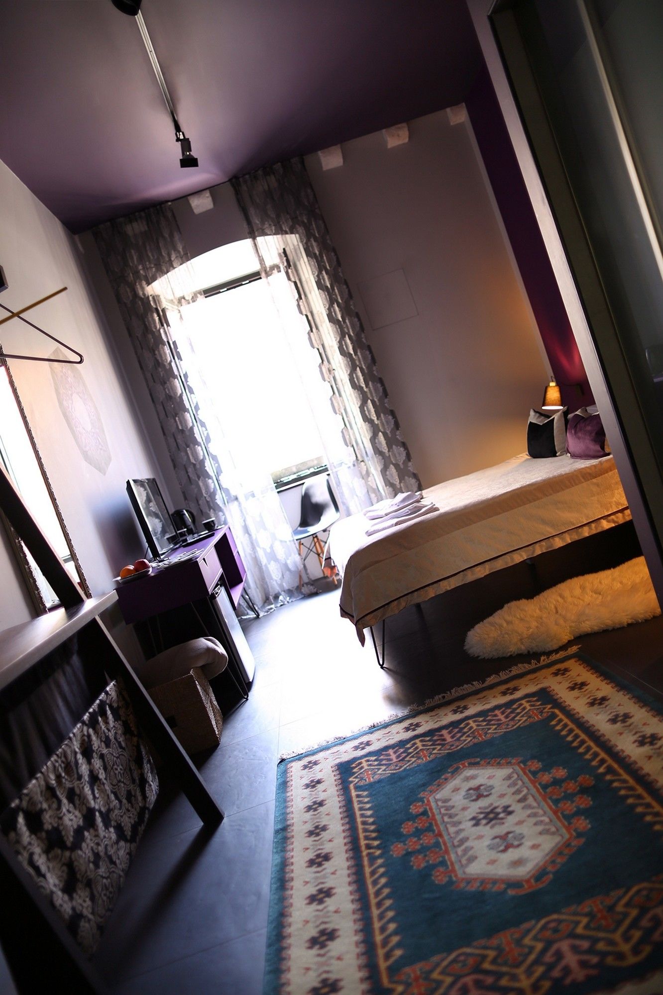 Apartments and Rooms Lejletul