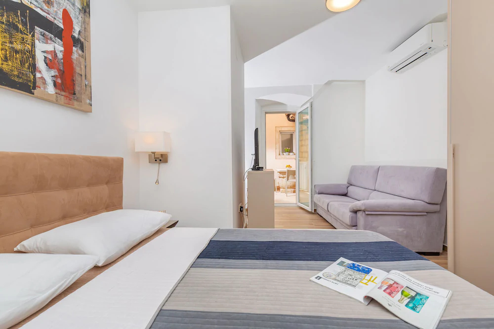 Apartments Aquarius