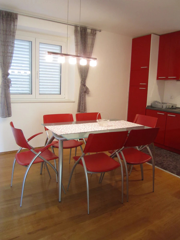 Apartments Banje Beach