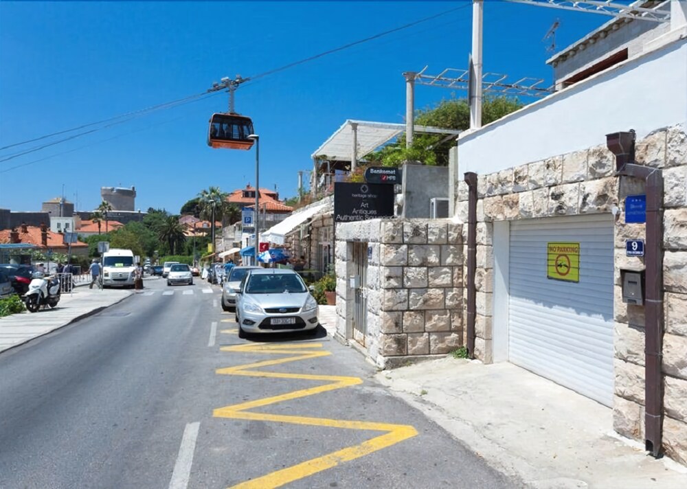 Apartments Cable Car