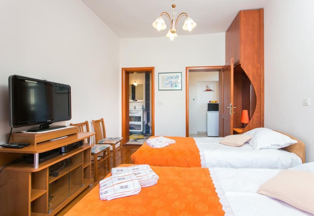 Apartments Eva