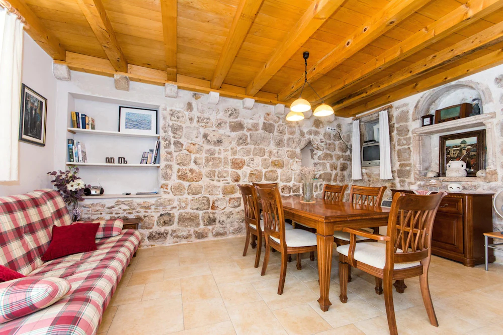 Apartments Foteza