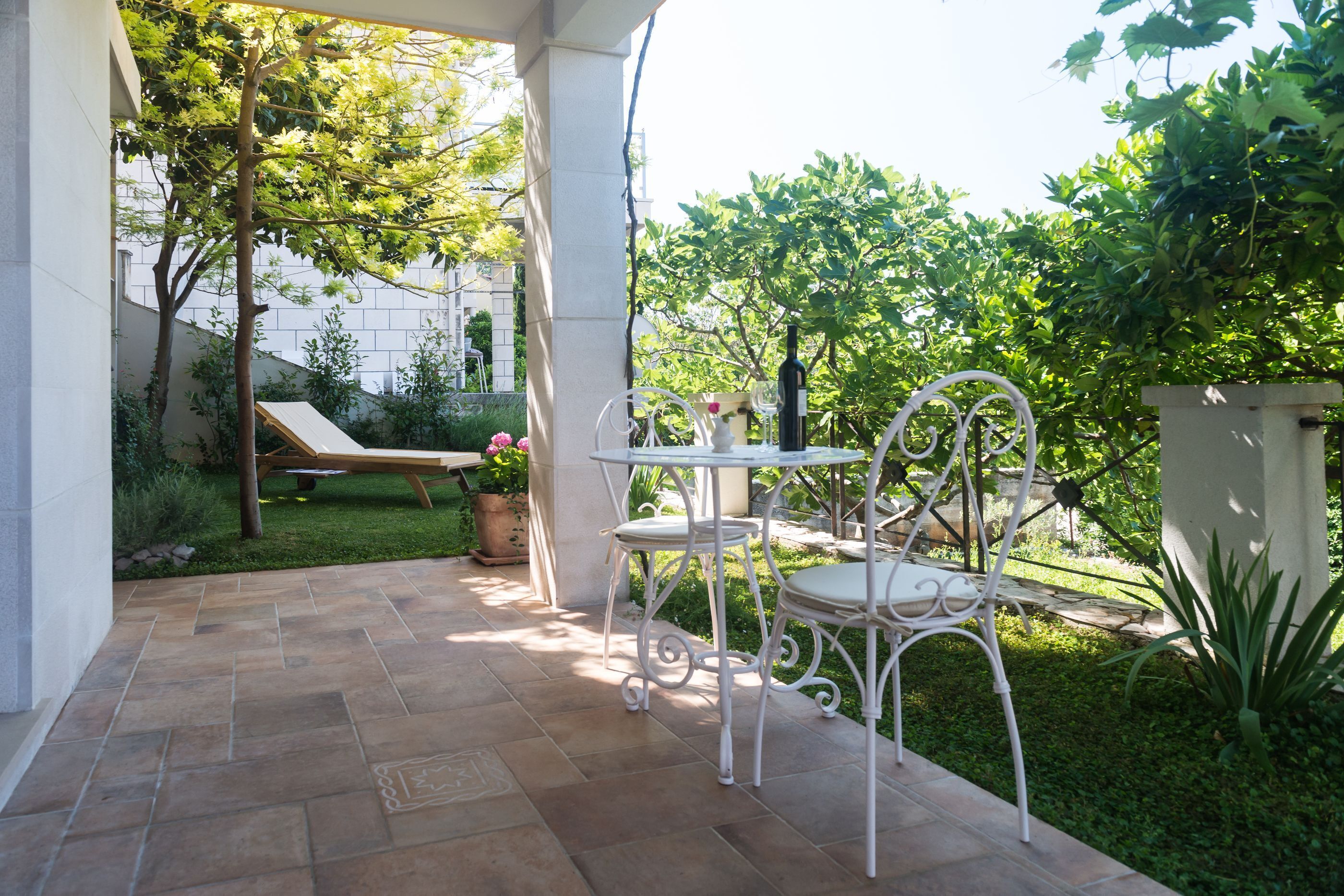 Apartments Gaura
