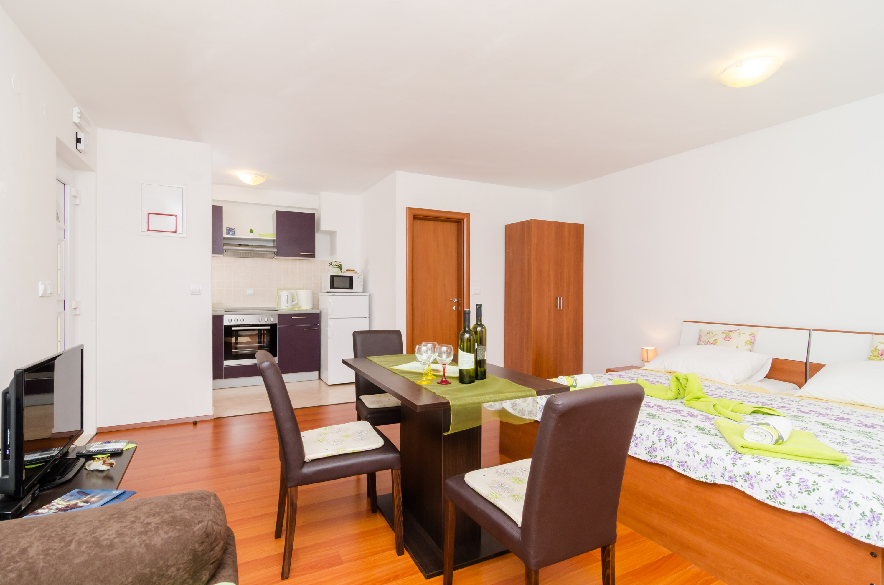 Apartments Ira