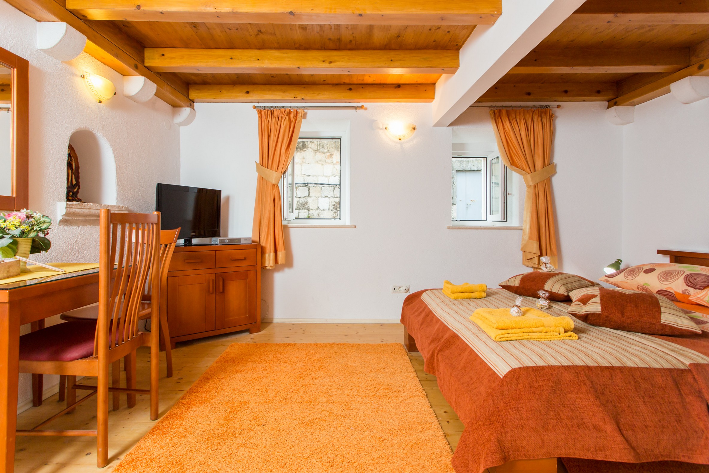 Apartments Ivana