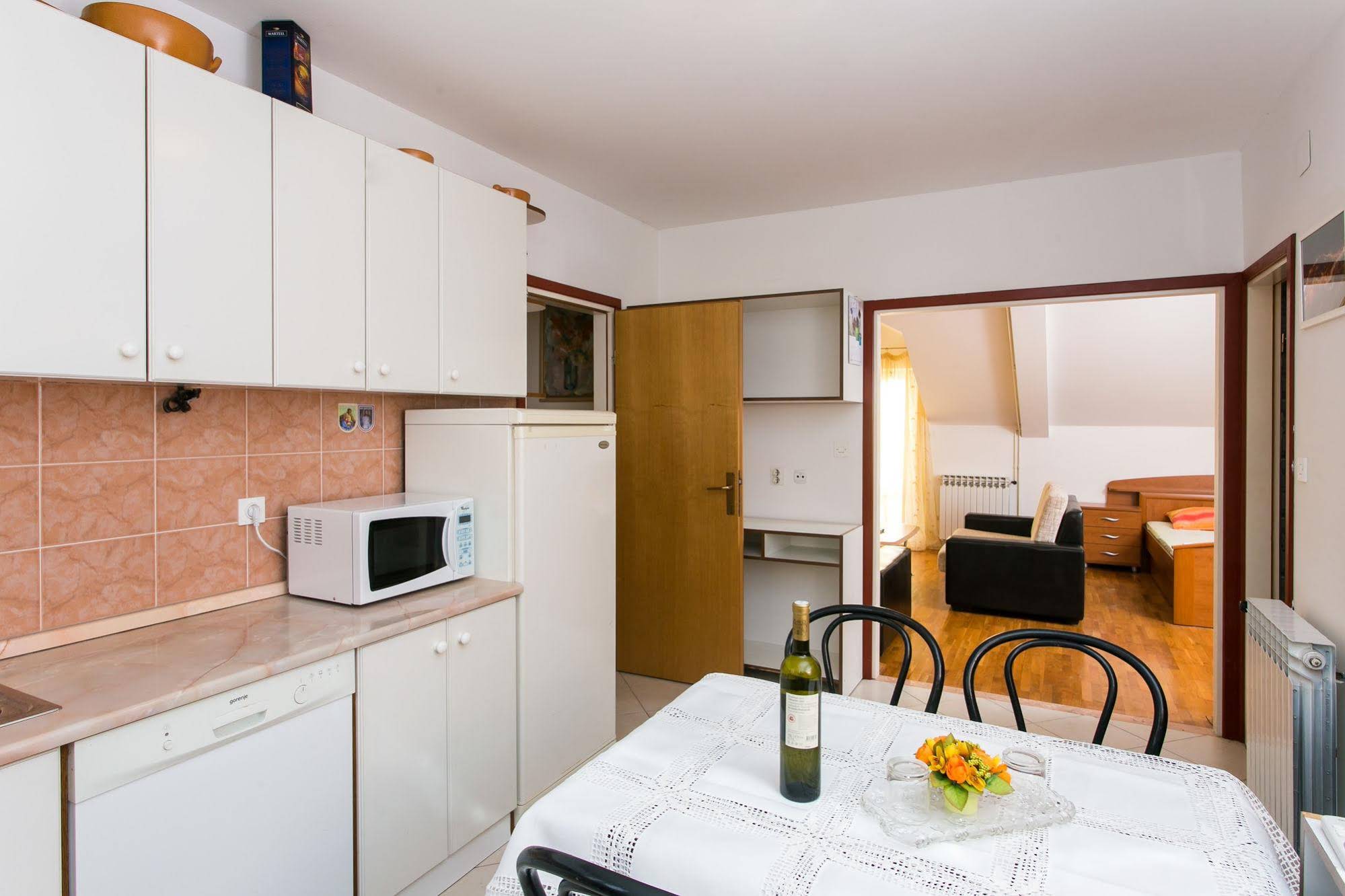 Apartments Klis