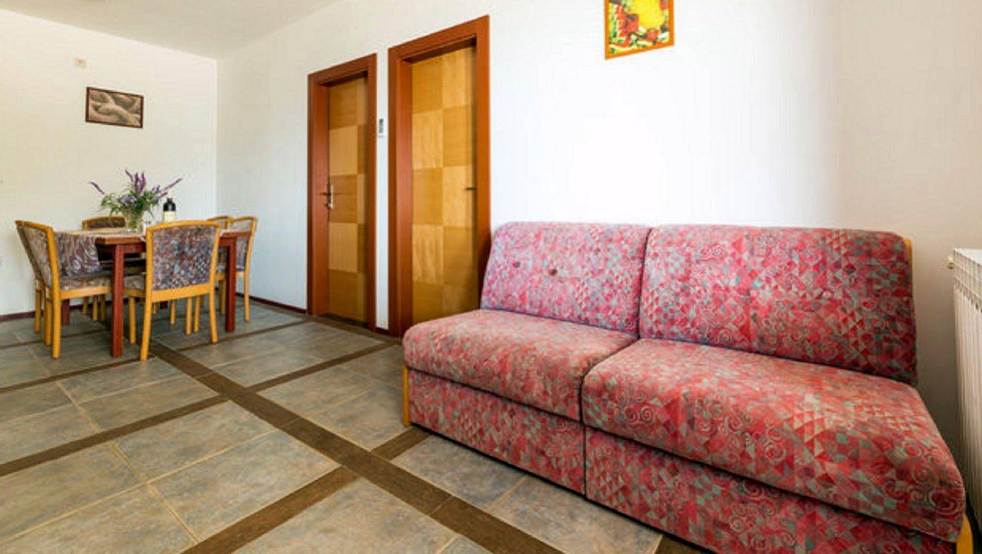 Apartments Klis