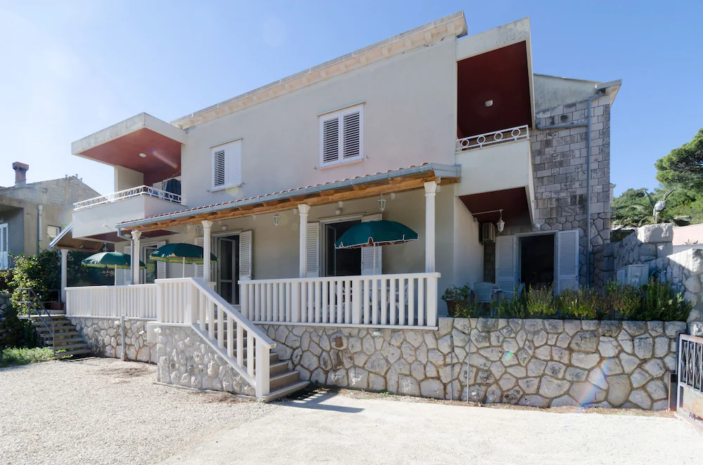 Apartments Kusalo Lapad
