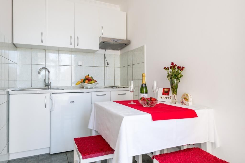 Apartments Lora