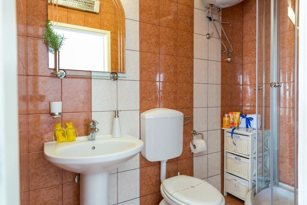 Apartments Lora
