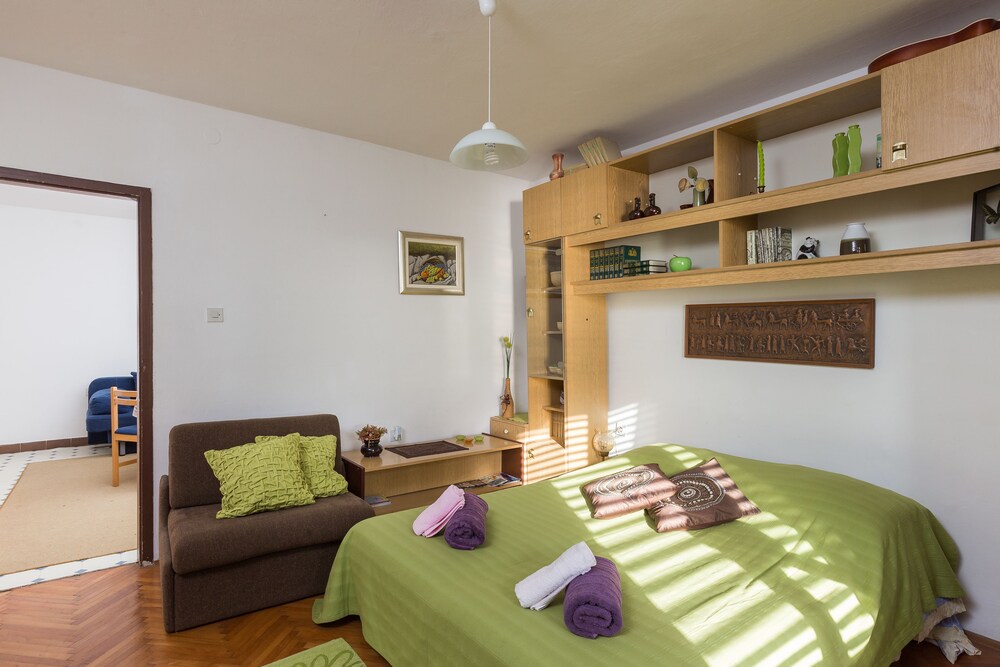 Apartments Luna