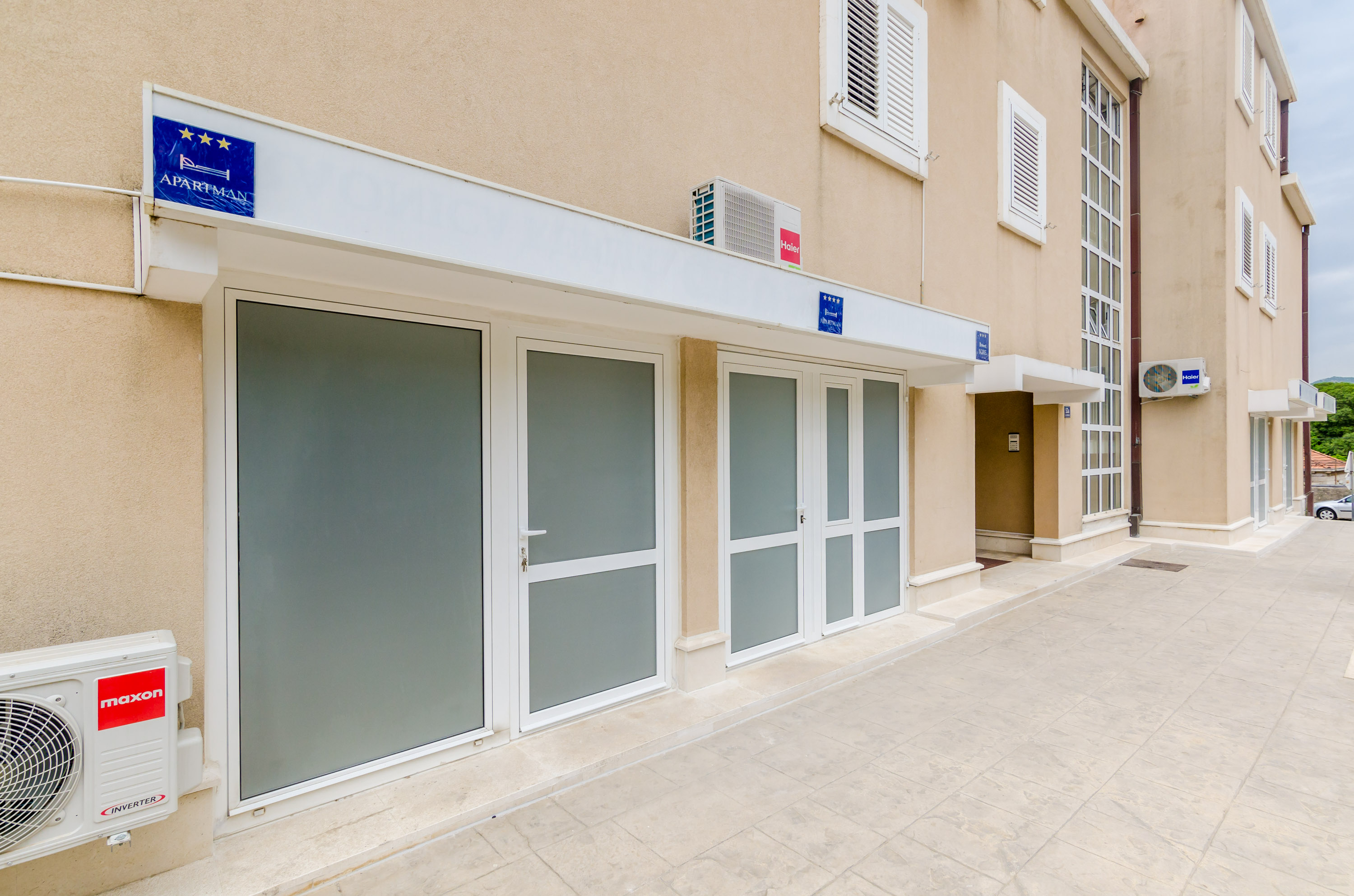 Apartments Maky