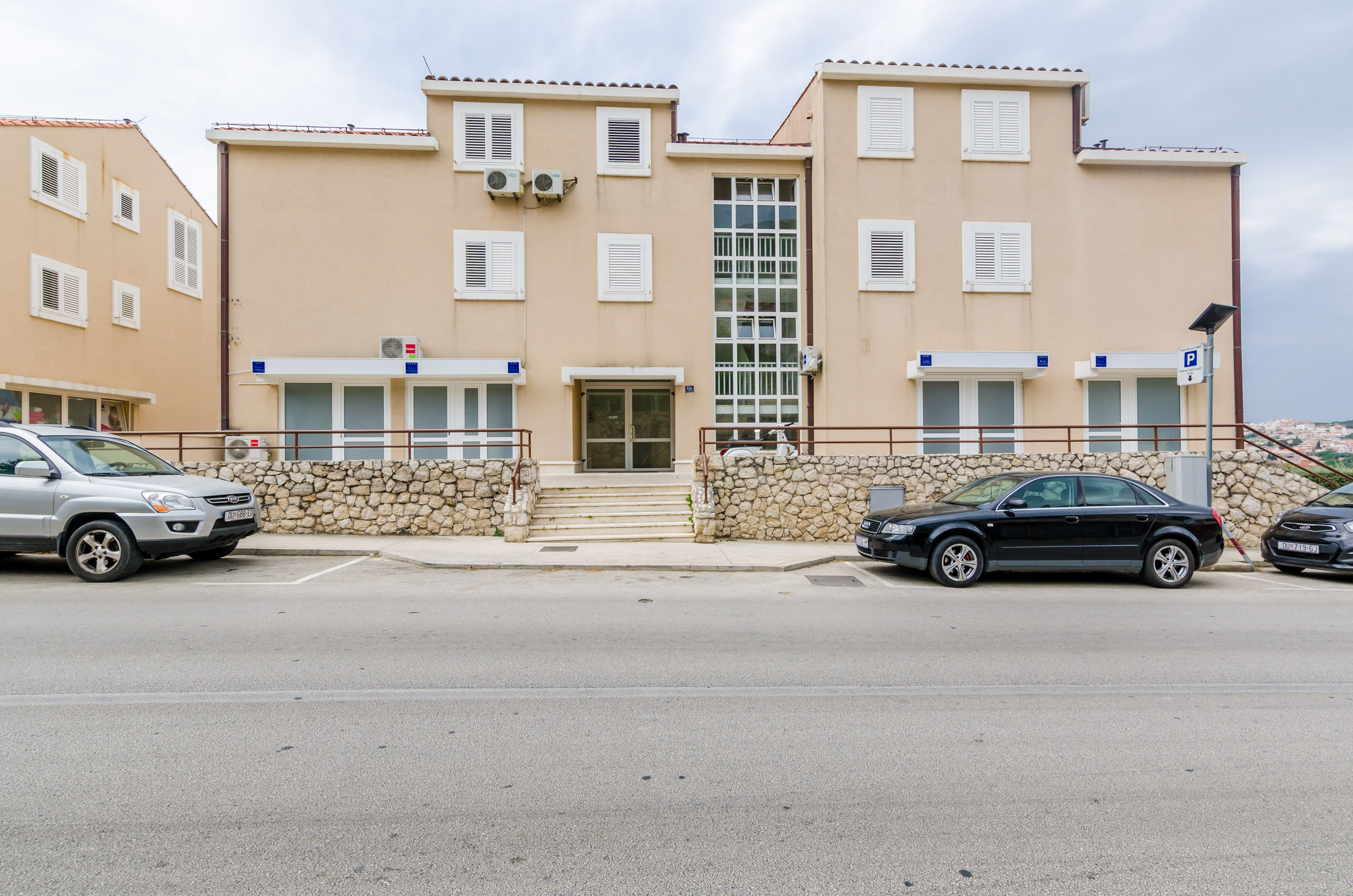 Apartments Maky