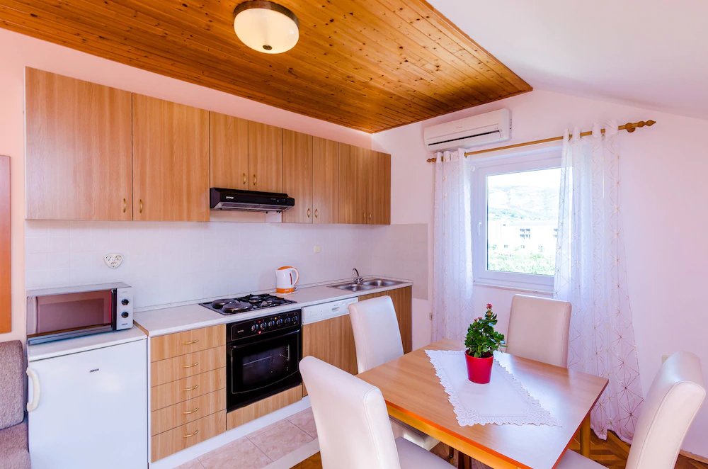 Apartments Mali Paradiso