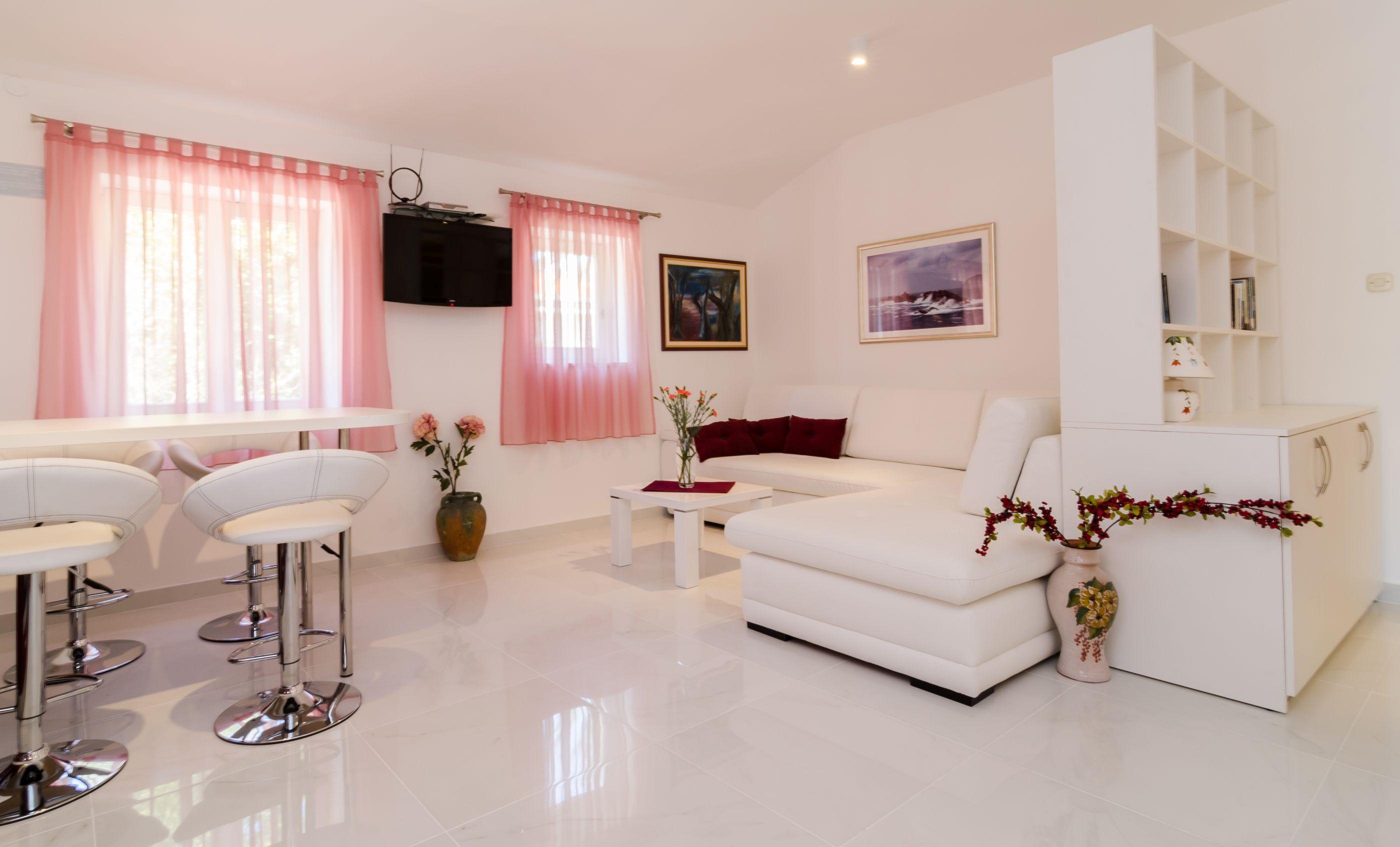 Apartments Mare