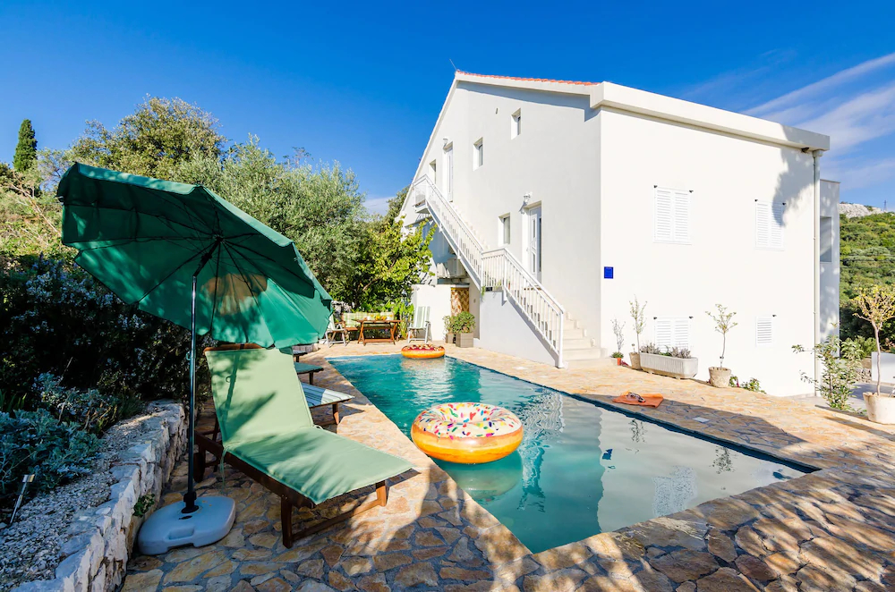 Apartments Maurora