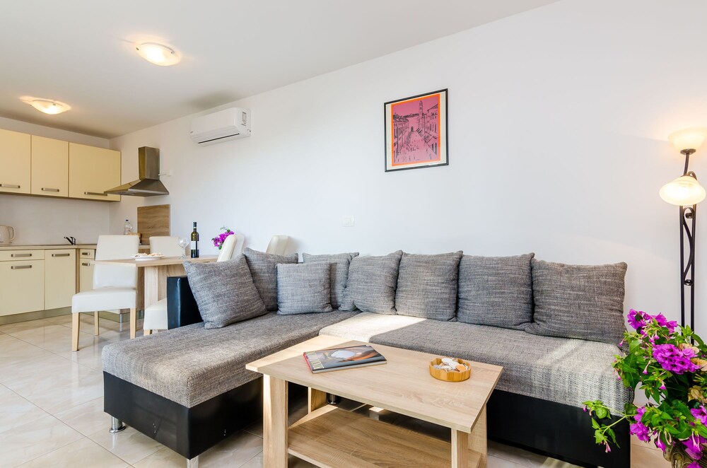 Apartments Maurora