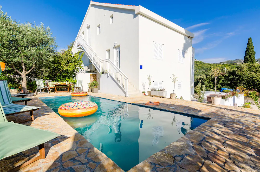Apartments Maurora