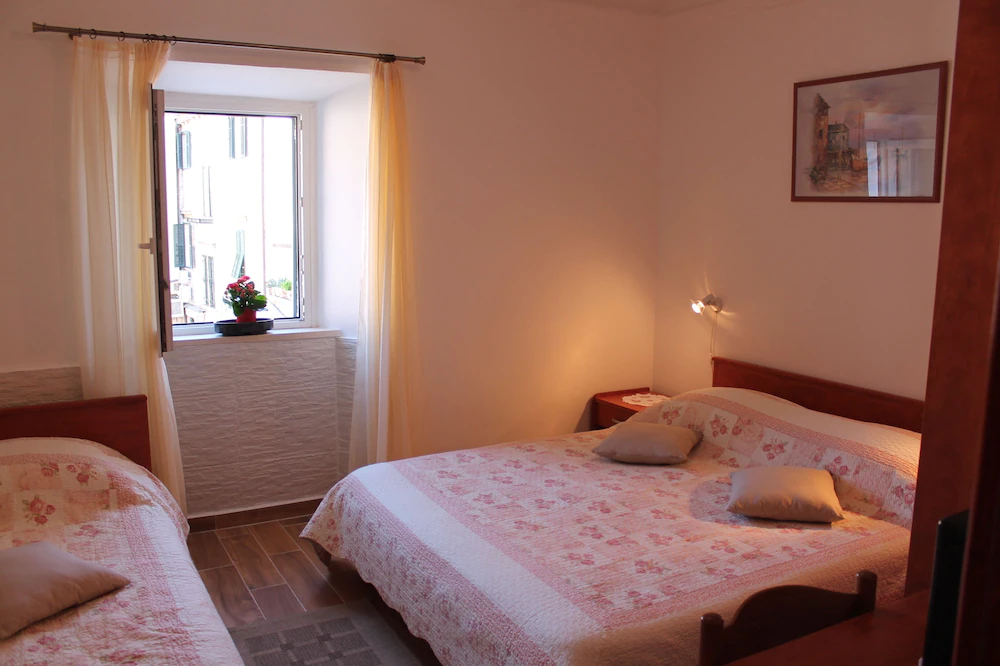 Apartments Nerio