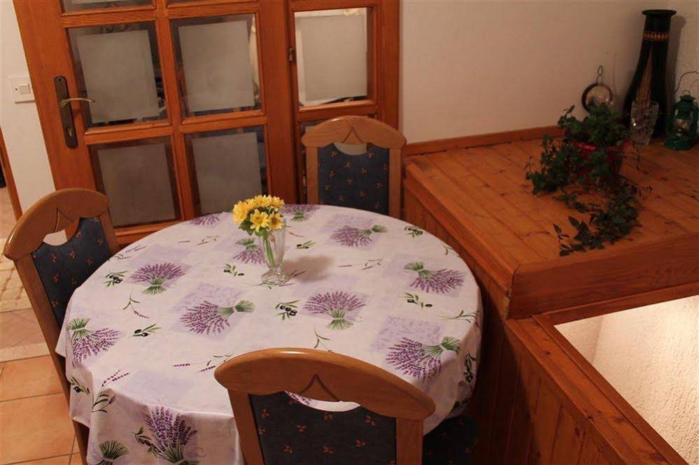 Apartments Nerio