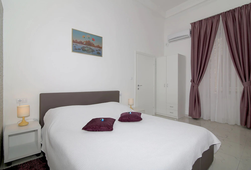 Apartments Nerio