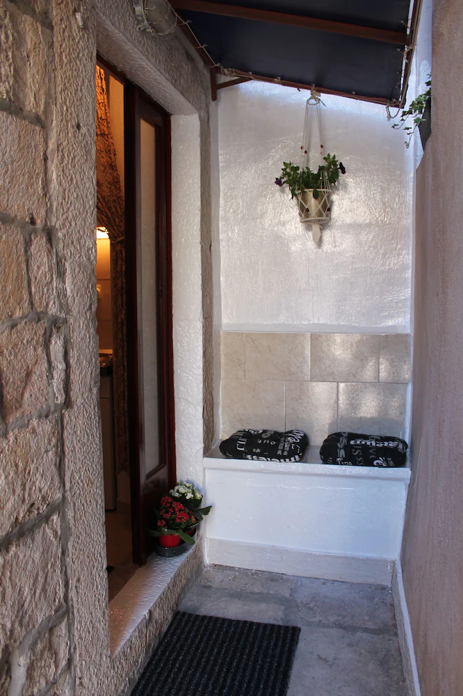 Apartments Nerio