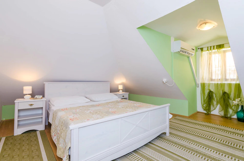 Apartments Nives Racic's