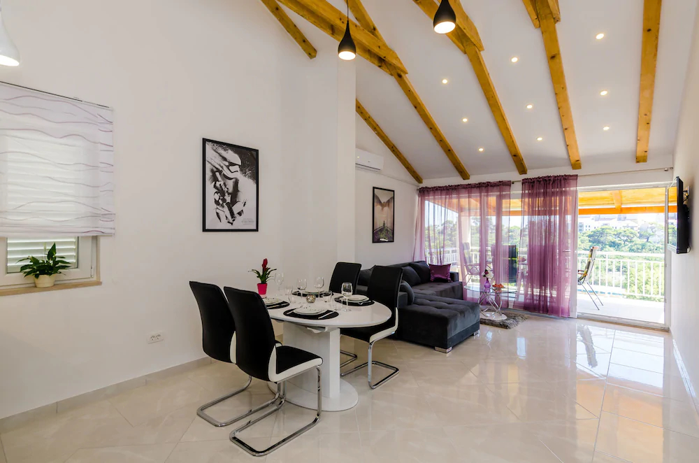 Apartments Pavle