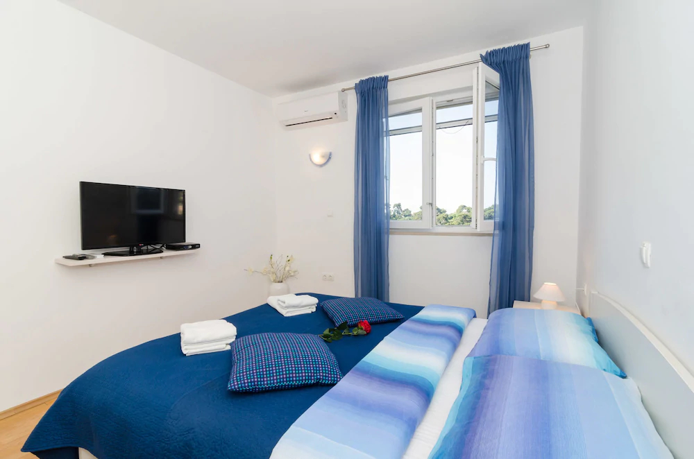 Apartments Pavle