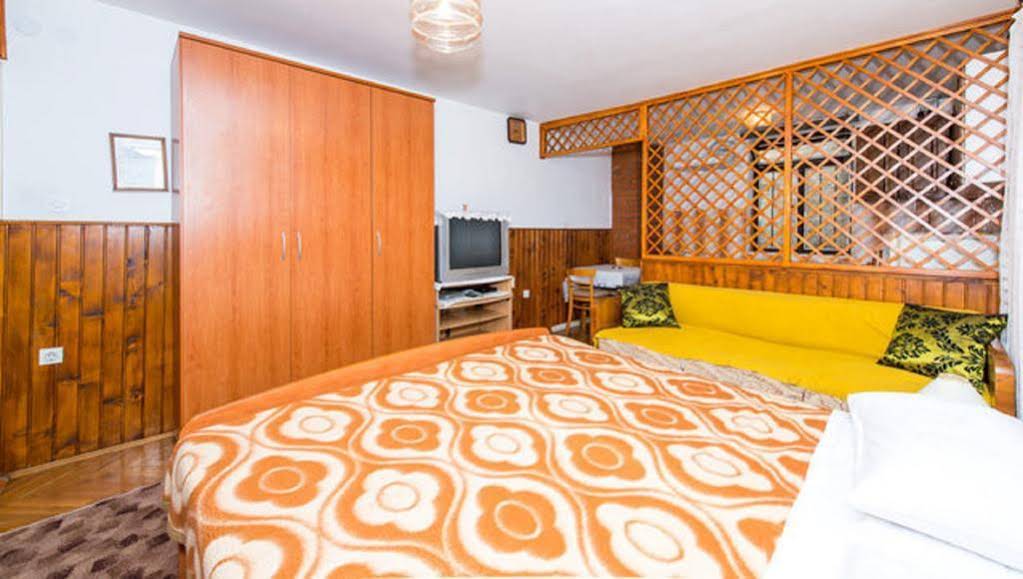 Apartments Perovic