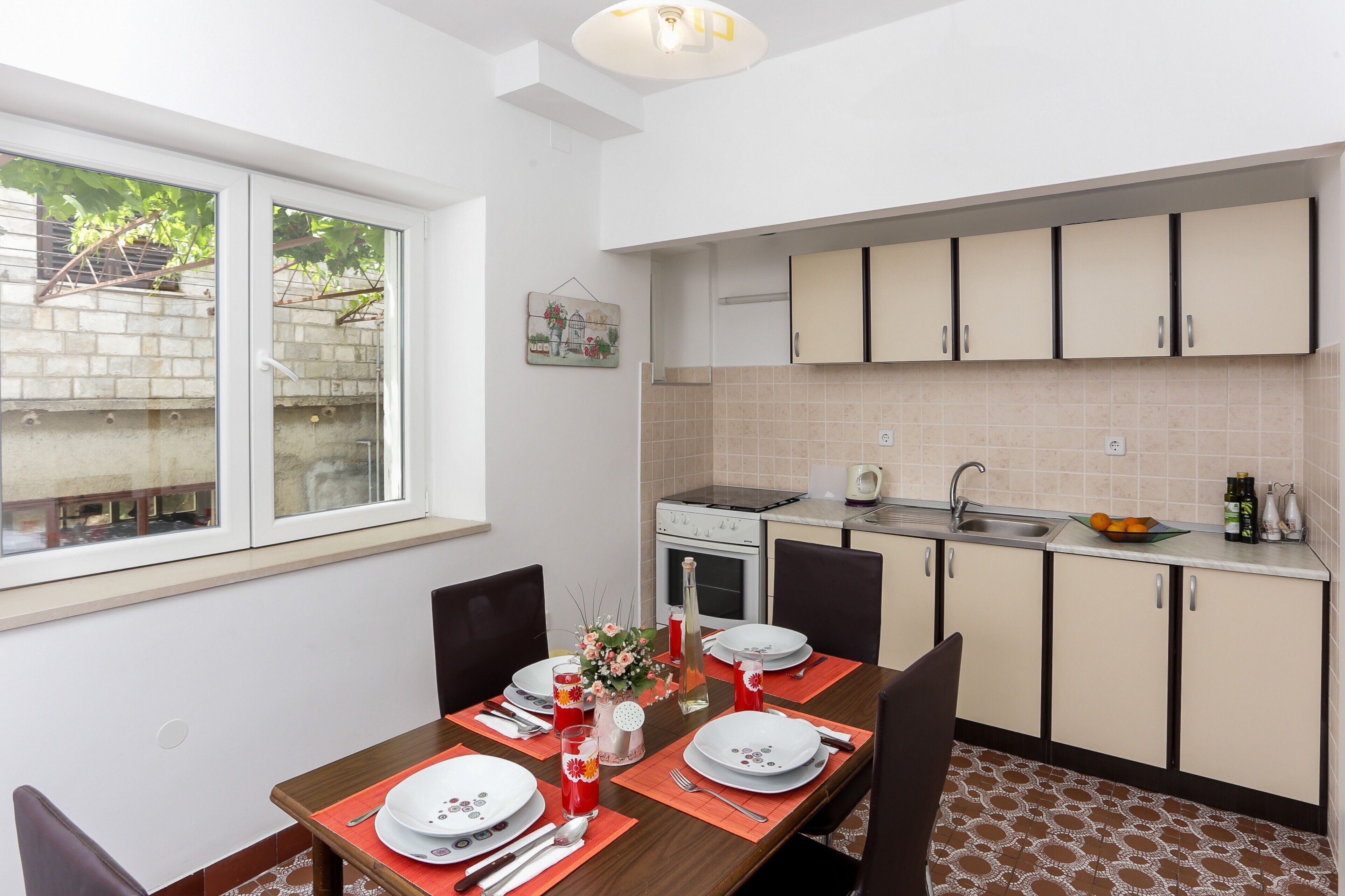 Apartments Sisic