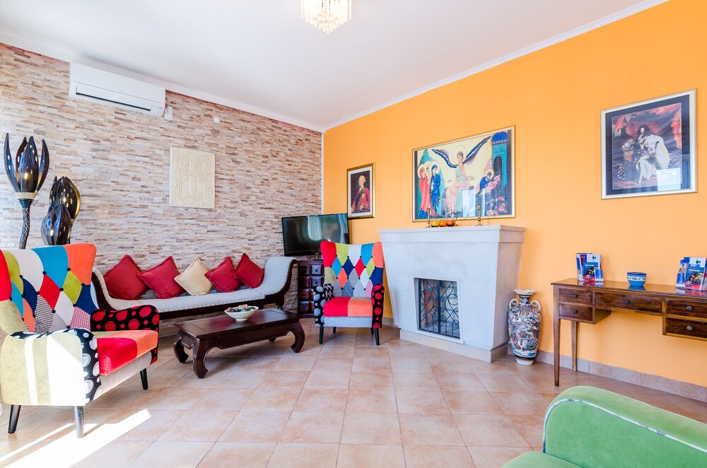 Apartments Villa Ari