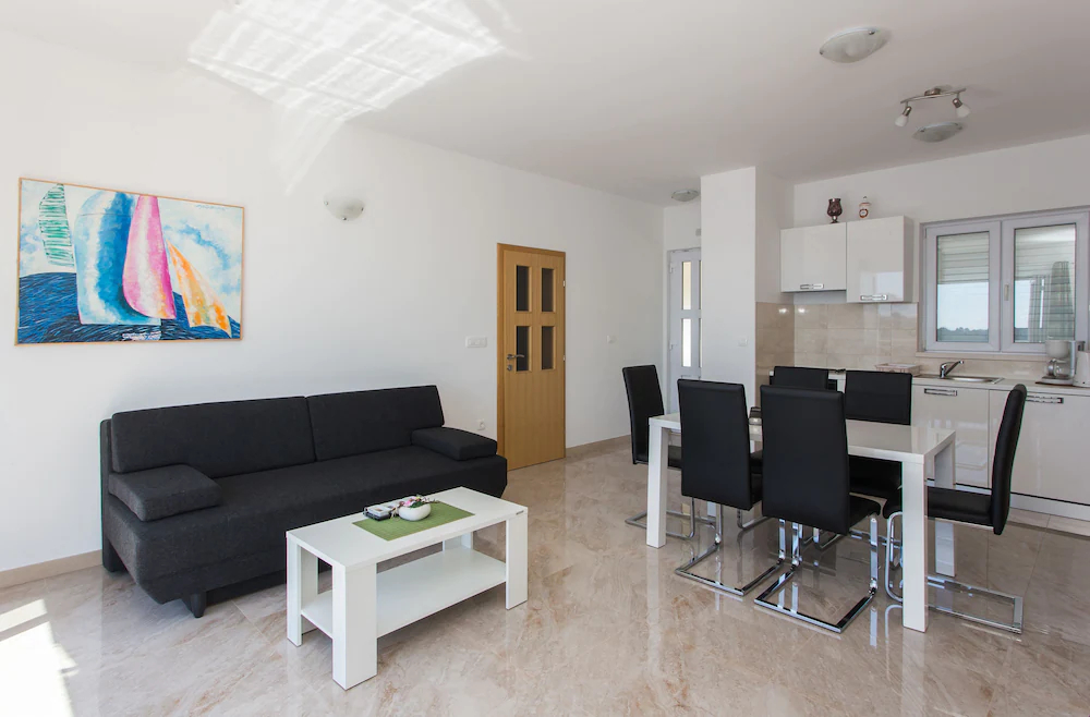 Apartments Villa Ari