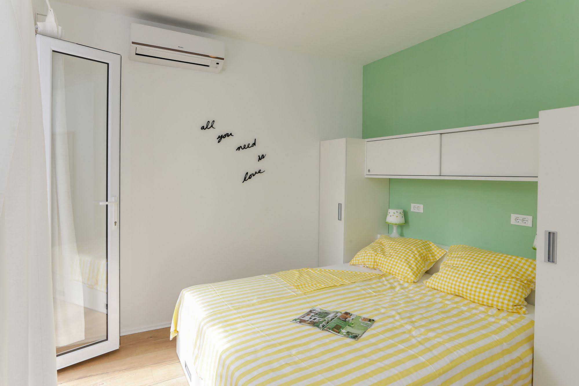 Apartments Villa Karmen