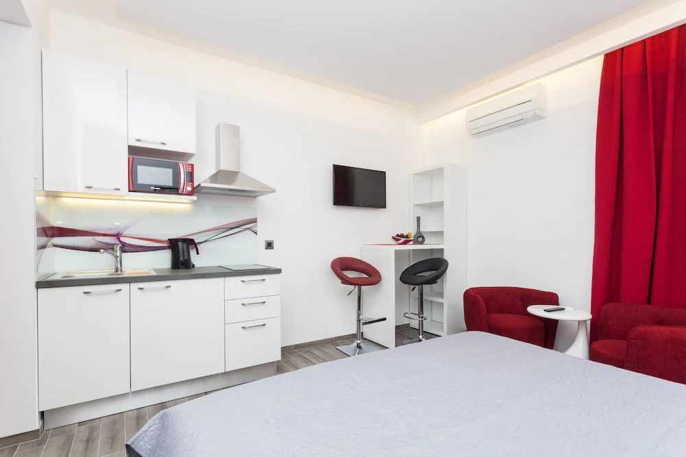 Apartments Villa Peragro