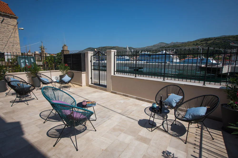 Bova Luxury Rooms