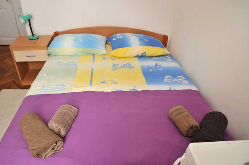 Eddie's Sea View Rooms Old Town