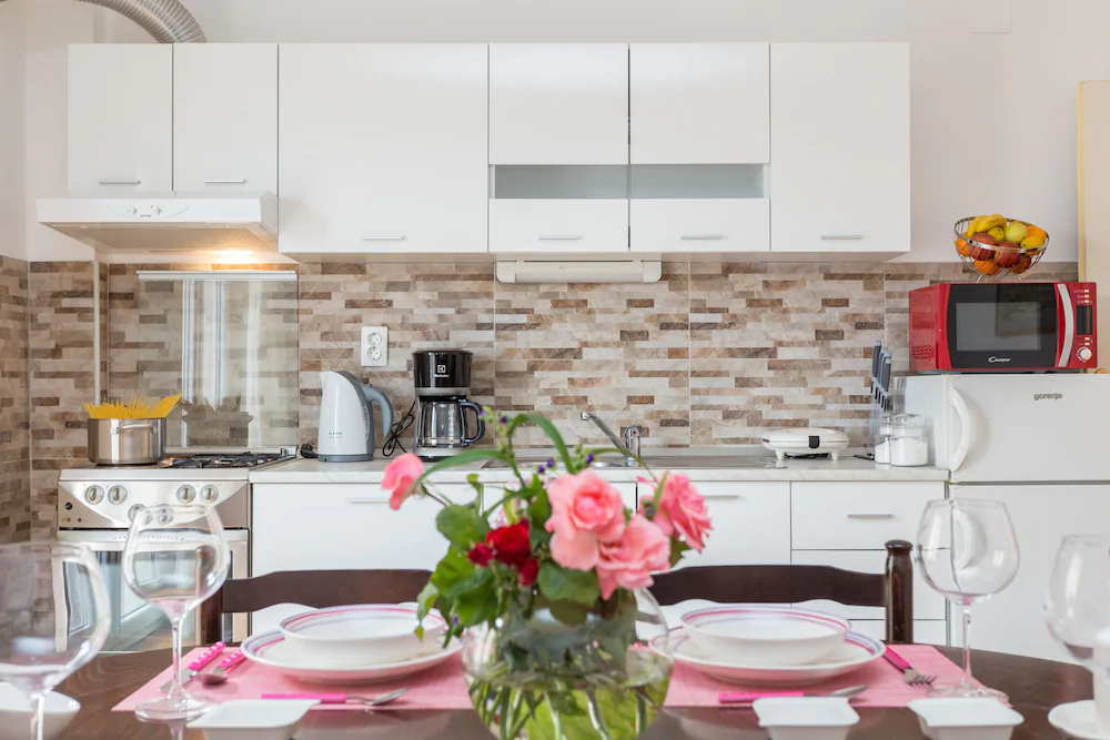 Ellu Apartments