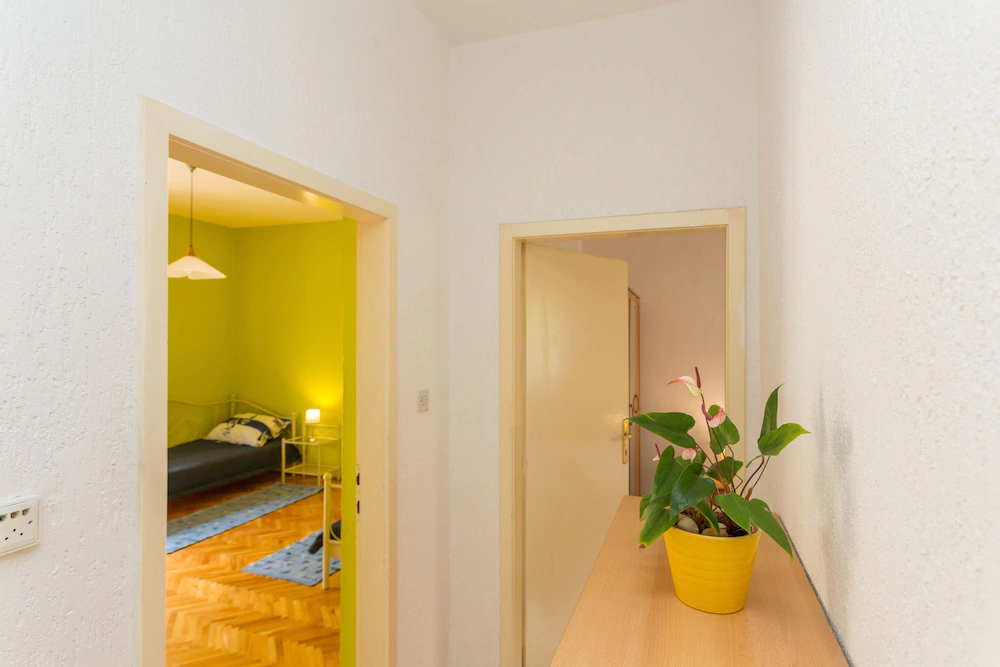 Ellu Apartments