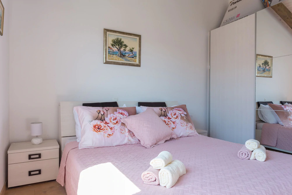 Ellu Apartments